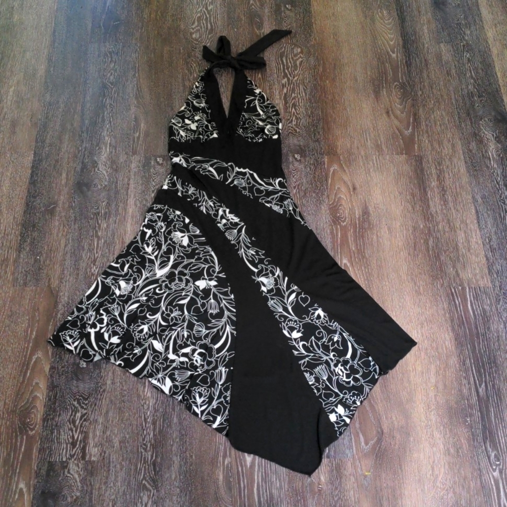 Rampage Clothing Company Floral Black and White Halter Top Dress Size M